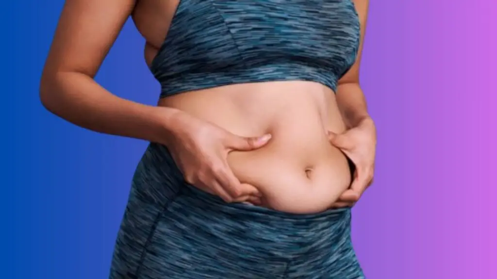 women with her belly fat